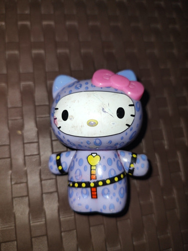 Hello Kitty Medio Sado 2009 Jakks Pacific Leopardo Morado