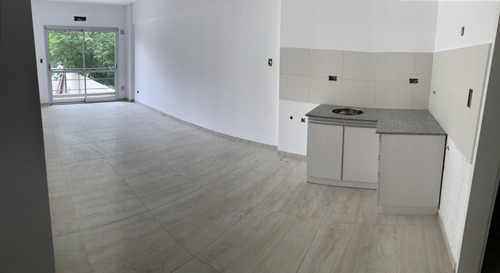 Imagen 1 de 3 de Departamento 3 Ambientes En Inmejorable Ubicacion