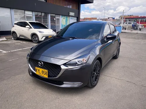 Mazda 2 1.5 Touring Carbon Edition