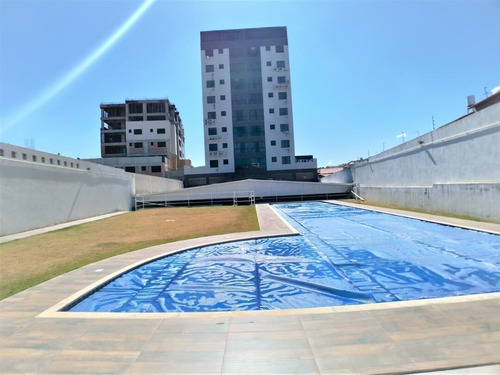 Área Privativa De Três Quartos Com Suíte E Closet - 7869