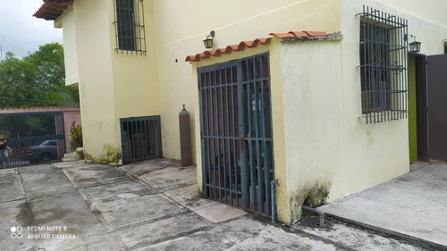 Imagen 5 de 16 de Oferton Casa Quinta, Altos De Barinas, 640 M2 Construcción