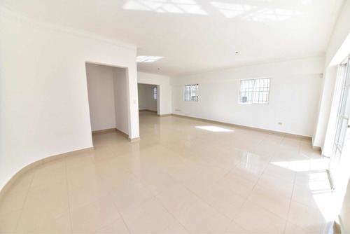 Imagen 1 de 6 de Apartamento En Alquiler- Evaristo Morales