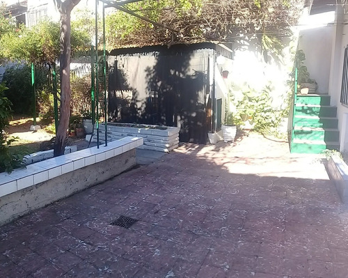 Imagen 5 de 13 de Casa En Venta De 2 Dormitorios C/ Cochera En Lomas Del Mirador