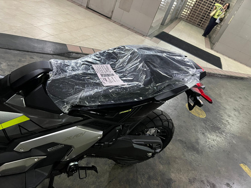 Honda Xadv 750 2024