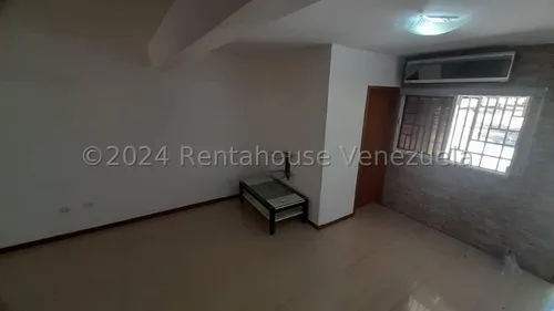 Thownhouse De Oportunidad Lc