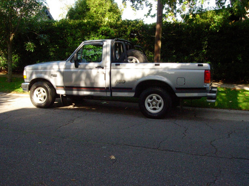 Ford F-100 2.5 I Xlt