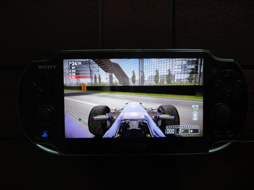 Ps Vita Sony Original Wifi Camara + Cargador Juego Formula 1