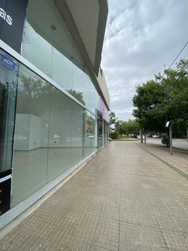 Imagen 10 de 13 de Local Comercial En Alquiler Tablada Parck Zona Norte