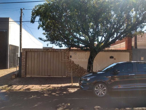 Imagem 1 de 6 de Venda De Casas / Padrão Na Cidade De Araraquara 10297