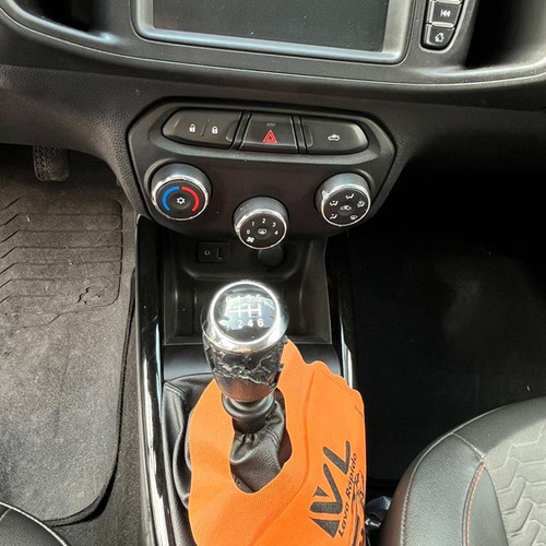 Chevrolet Onix 1.4 MPFI LTZ 8V FLEX 4P MANUAL