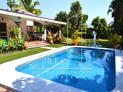 Casa En Venta En Temixco - Hasta 30 Personas Cómodas