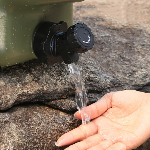 Cubeta De Agua De Gran Capacidad Que Conduce El Tanque De Ag