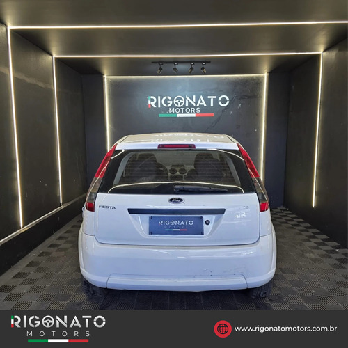Ford Fiesta 1.6 MPI CLASS HATCH 8V FLEX 4P MANUAL