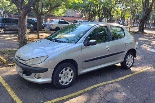 Peugeot 206 1.4 Presence Flex 5p