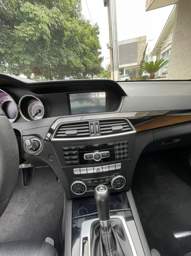 Imagem 12 de 13 de Mercedes-benz Classe C 2015 1.6 Sport Turbo 2p