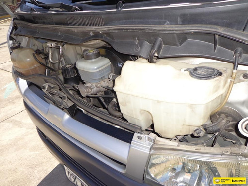 Toyota Hiace Sincrónico