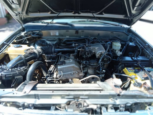 Imagen 11 de 12 de Toyota Hilux Sincronica 4x4