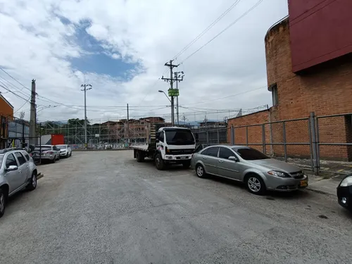 Bodega En Venta En Barrio Antioquia. Cod V12500