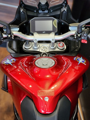 Imagen 25 de 25 de Mv Agusta Turismo Veloce Lusso Bordó