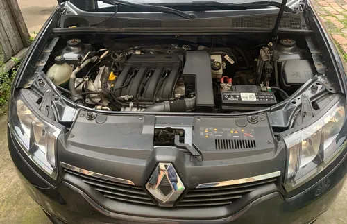 Renault Logan 1.6 Privilege / Intens
