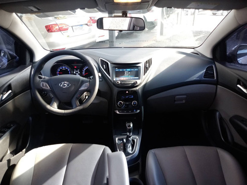 Imagem 8 de 13 de Hyundai Hb20s 1.6 Premium 16v Flex 4p Automático