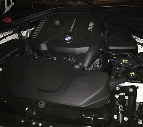 Bmw Serie 3 3.0 330i Sedan Sport Line 252cv 2016