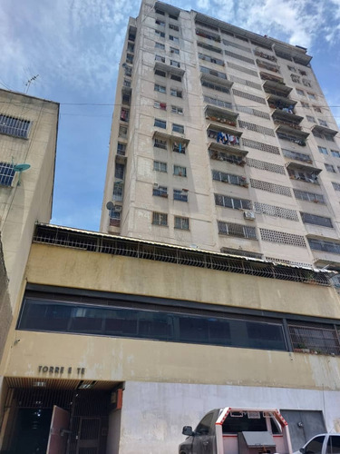 Pgm Vende Local Comercial En Sótano - Centro La Cuadra Av. Sur 2 / Detrás De Quinta Crespo