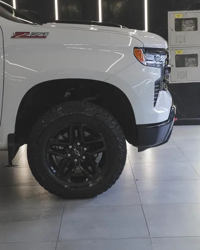 Chevrolet Silverado 5.3 Z71 4X4 At