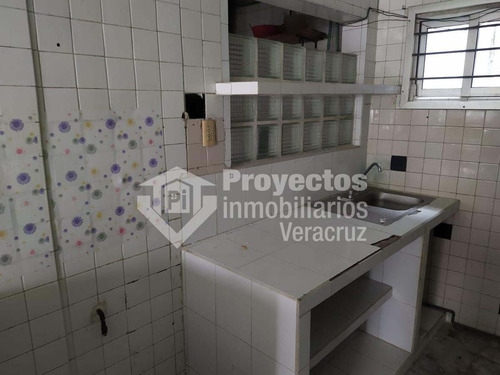 Imagen 2 de 18 de Casa En Venta Colonia Centro Veracruz A 2 Cuadras Del Mercado Hidalgo T Del Parque Zamora
