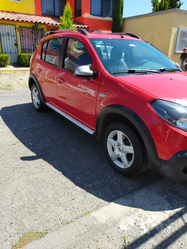 Imagen 1 de 9 de Renault Stepway Dynamique 2015 94,000 Km Rojo 5 Puertas