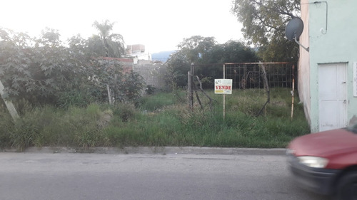 Vendo Importante Lote Sobre Avenida Los Caudillos B°vargas