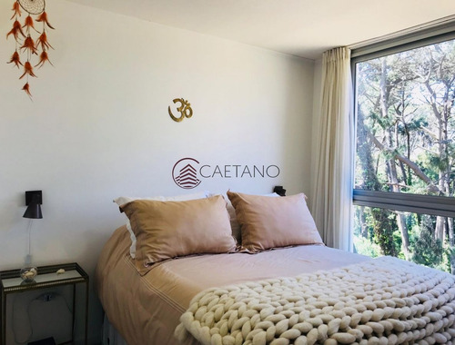 Imagen 12 de 30 de Moderno Apartamento De Dos Dormitorios Con Balcón En Venta - Punta Del Este - Punta Del Este Roosevelt