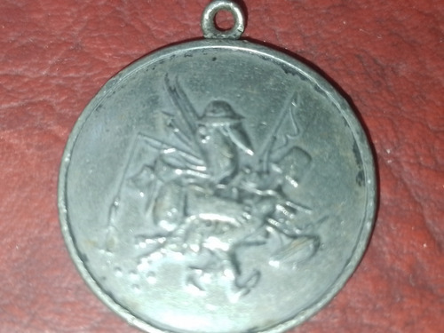 Antigua Medalla ** Proveduria Deportiva ** Alpaca
