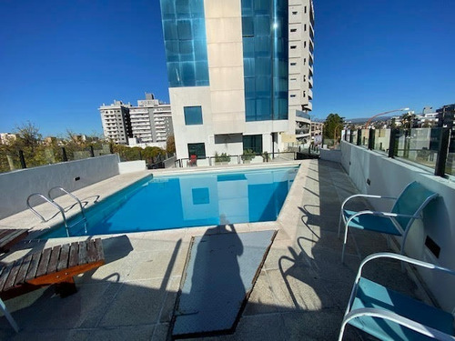 Imagen 19 de 22 de Departamento De Categoría Con Vista Panoramica !!
