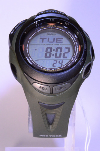 Reloj Casio Prg Sports90 Solar Triple Sensor Verde Oscuro Negro Gris