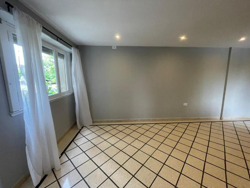Departamento En Venta - 3 Dormitorios 2 Baños - 85mts2 - La Plata
