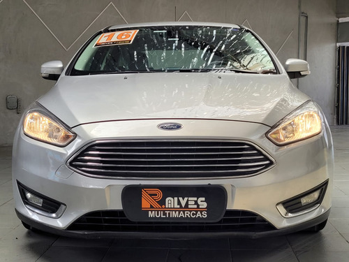 Ford Focus 2.0 Titanium Flex Powershift 4p