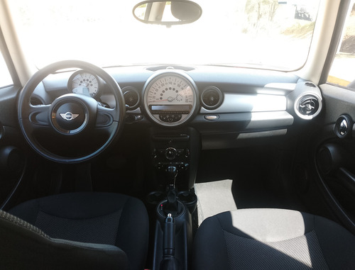 Mini Cooper 1.6 Classic Aa Tela At
