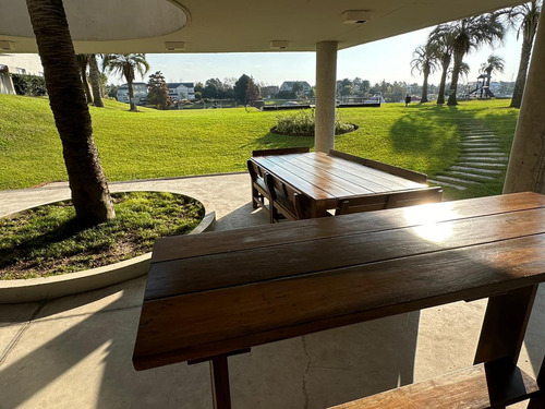 Venta Departamento En La Isla Del Canal, Nordelta Frente Al Río