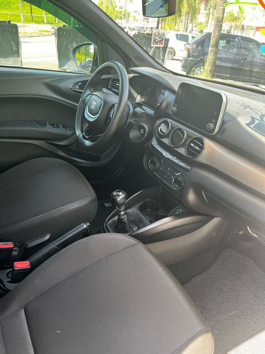 Fiat Cronos 1.3 Drive Flex Aut. 4P