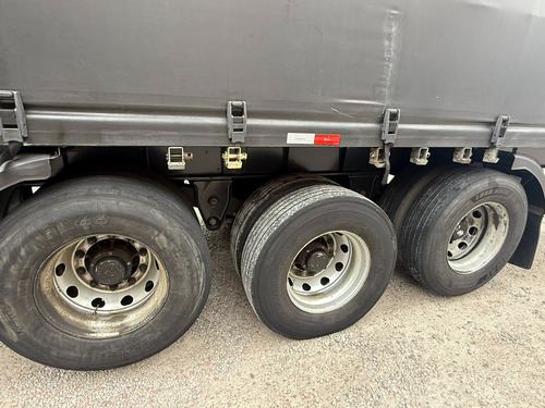 Carreta Sider Randon 28 Pallets - 2020