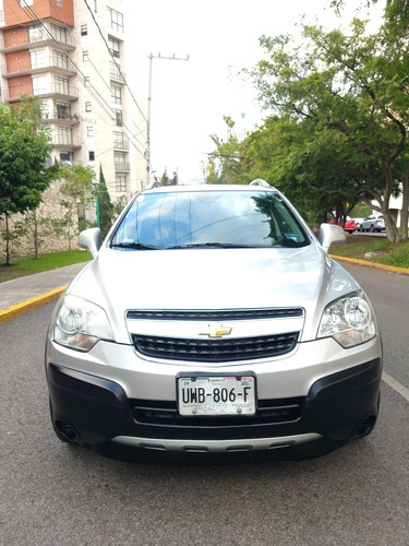 Imagen 2 de 12 de Chevrolet Captiva 2014 2.4 Ls At