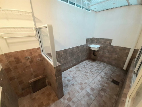 Imagen 8 de 9 de Departamento De 2 Ambientes Todo A Nuevo, Con Patio, En Inmejorable Ubicación, 48 M2