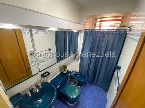 Se Vende Apartamento En El Paraiso 25-20132