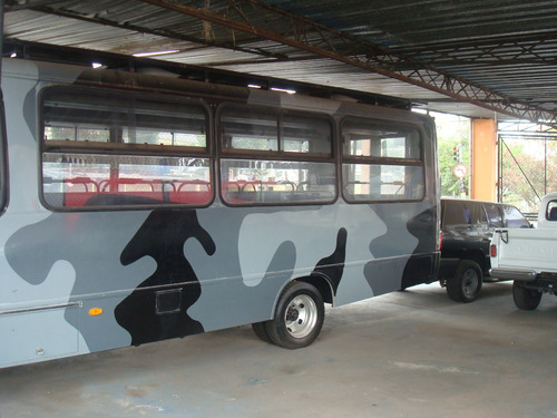Micro-onibus Mb Acello 915c Ano 2002 Ideal Para Motor-homer
