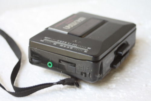 Walkman Sony Mod. Wm-f2015 Sucata Eletronica (Usado)