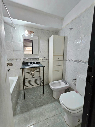 2 Ambientes En Planta Baja Con Pileta, Gimnasio Y Sum