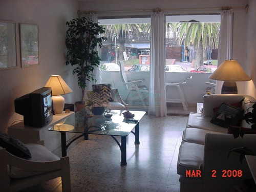 Apartamento En Peninsula, 2 Dormitorios *