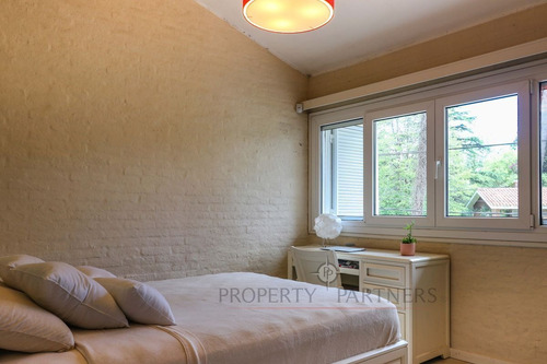 Imagen 9 de 15 de Impecable Casa Para Vivir Todo El Año, A Pasos De Punta Shop
