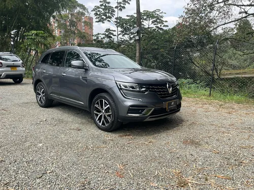 Renault Koleos 2.5 Intens 4X4 Bose